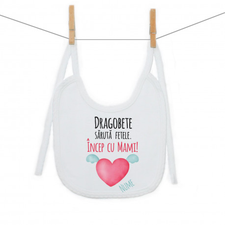 Bavetă cu șnur Dragobete sărută fetele. Încep cu Mami!