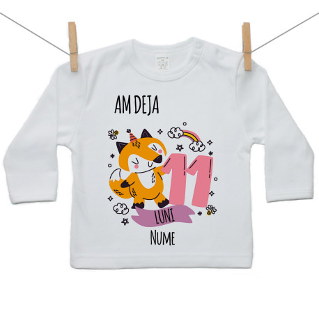 Tricou cu mânecă lungă Am deja 11 luni cu un animăluț Tricou cu mânecă lungă Am deja 11 luni cu un animăluț