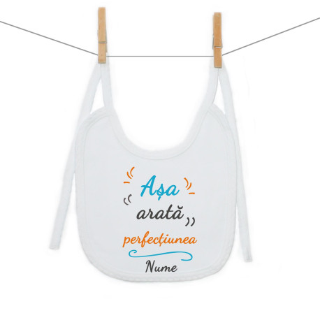 Bavetă cu șnur Așa arată perfecțiunea Bavetă cu șnur Așa arată perfecțiunea