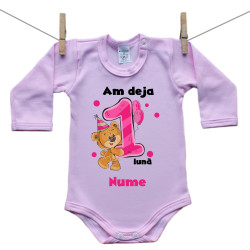 Body roz cu mânecă lungă Am deja 1 lună cu ursuleț și numele copilului Fetiță