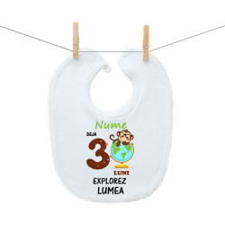 Bavetă cu capse Deja 3 luni Explorez lumea